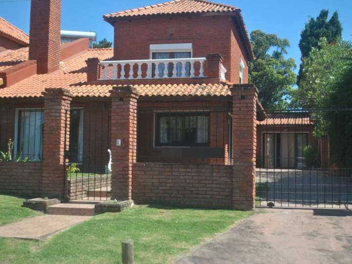 Casa en venta en Pinares, Maldonado