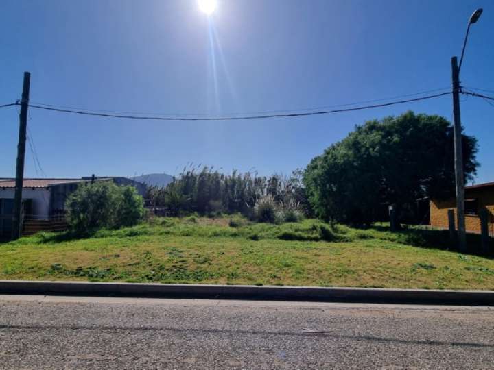 Terreno en venta en Maestro Omar Delfante, Piriápolis