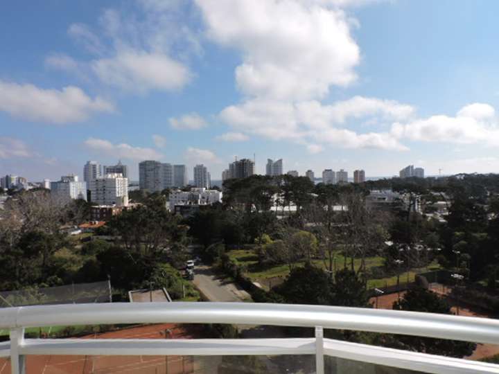 Apartamento en venta en Punta Del Este