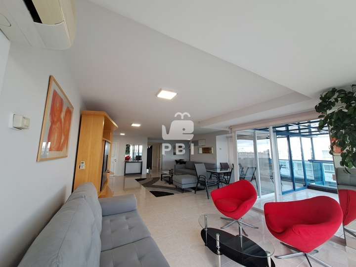 Apartamento en venta en Rambla Doctor Claudio Williman, Punta Del Este