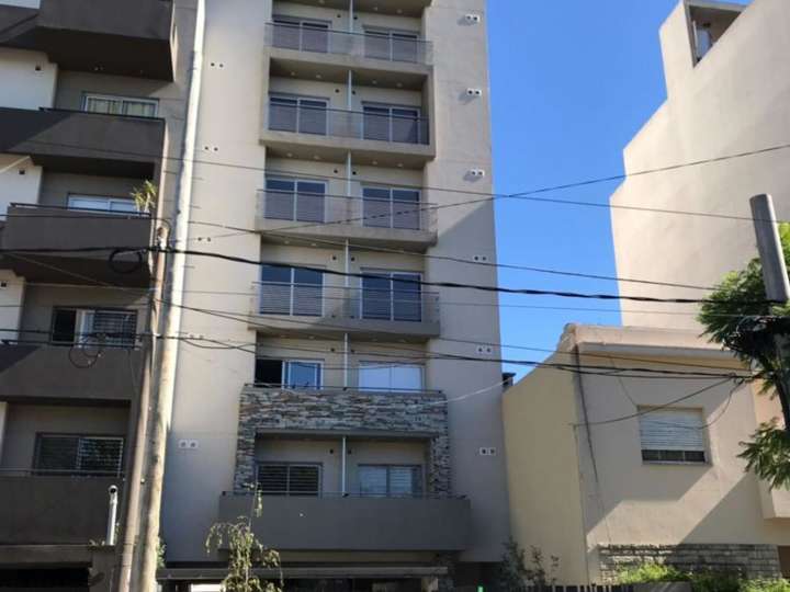Departamento en venta en Avenida Rivadavia, 15745, Haedo
