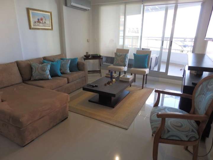 Apartamento en venta en Punta Del Este