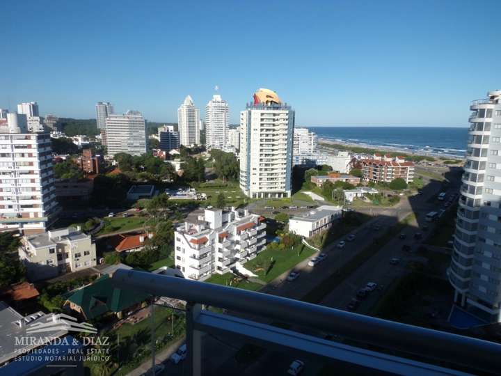 Apartamento en venta en Punta Del Este