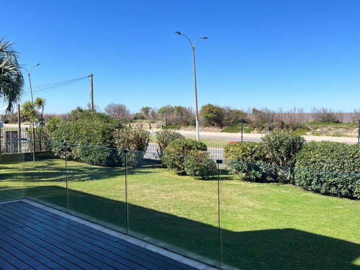 Apartamento en venta en Carrasco, Montevideo