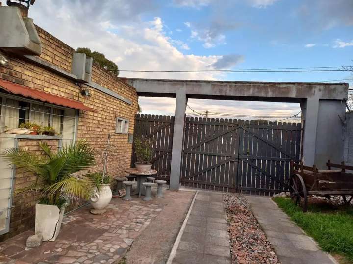 Casa en venta en Pedro Giralt, Montevideo