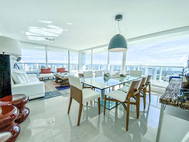 Apartamento en venta en Punta Del Este