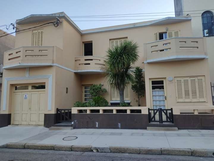 Casa en venta en Rambla General Artigas, Punta Del Este