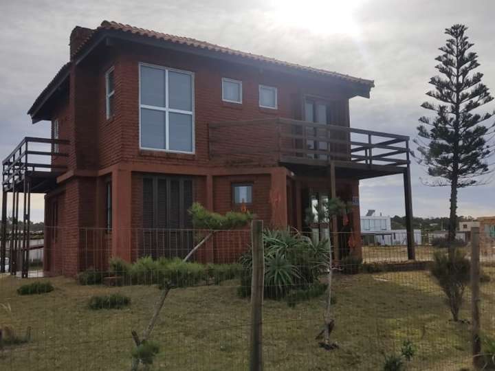 Casa en venta en Américas Unidas, Maldonado