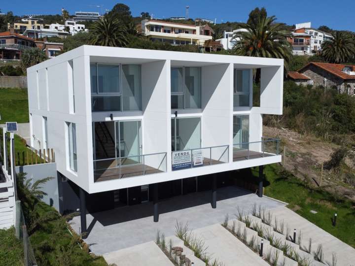 Casa en venta en 5 de Noviembre de 1890, Piriápolis