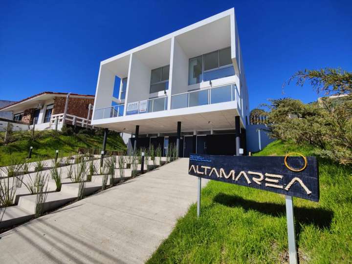 Casa en venta en 5 de Noviembre de 1890, Piriápolis