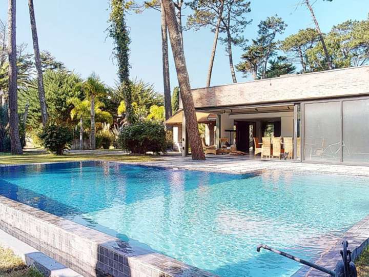 Casa en venta en Avenida Mar del Plata, Maldonado