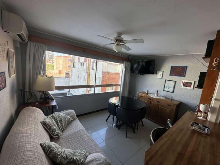 Apartamento en alquiler en Punta Del Este