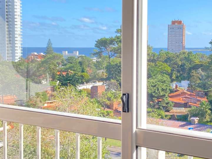 Apartamento en venta en Rotonda Parada 5, Punta Del Este