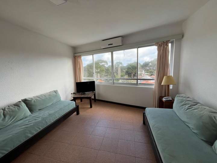 Apartamento en venta en Avenida Franklin Delano Roosevelt, Punta Del Este