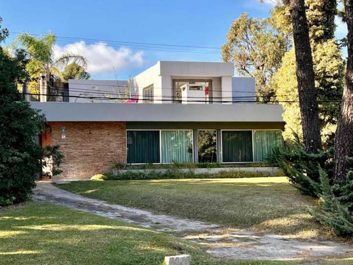 Casa en venta en Pinares, Maldonado