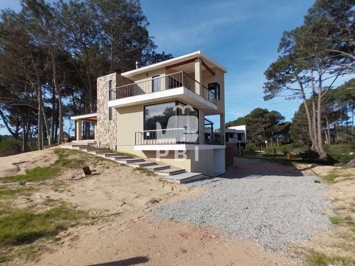 Casa en venta en La Arboladura, Maldonado