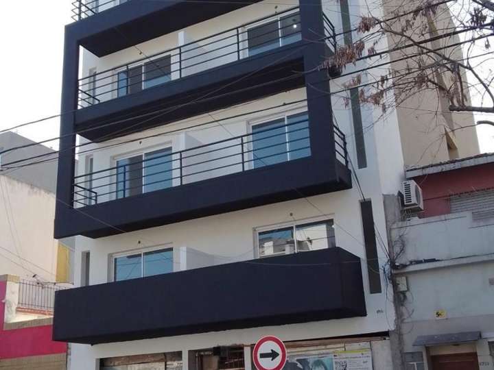 Departamento en venta en Coronel Ramón Lorenzo Falcón, 6699, Ciudad Autónoma de Buenos Aires