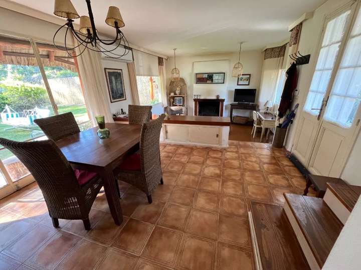 Casa en venta en Pinares, Maldonado
