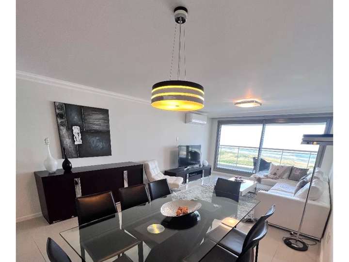 Apartamento en venta en Punta Del Este