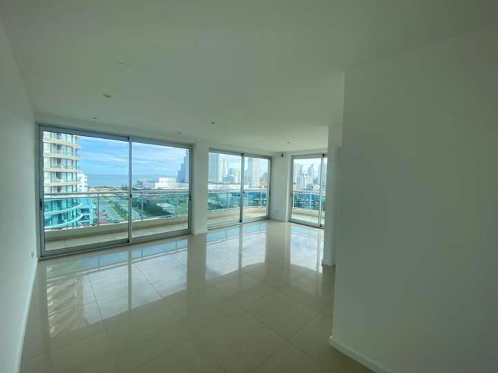 Apartamento en venta en Punta Del Este