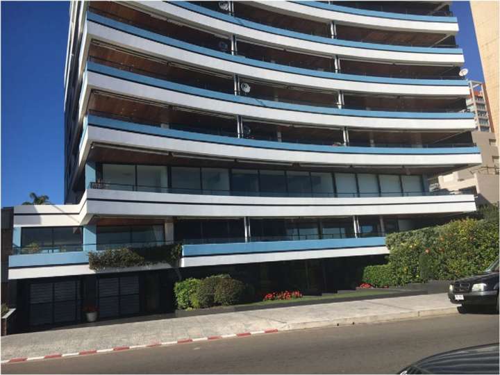 Apartamento en venta en El Estrecho (Calle 17), Punta Del Este