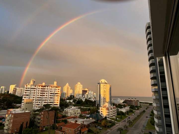 Apartamento en alquiler en Punta Del Este