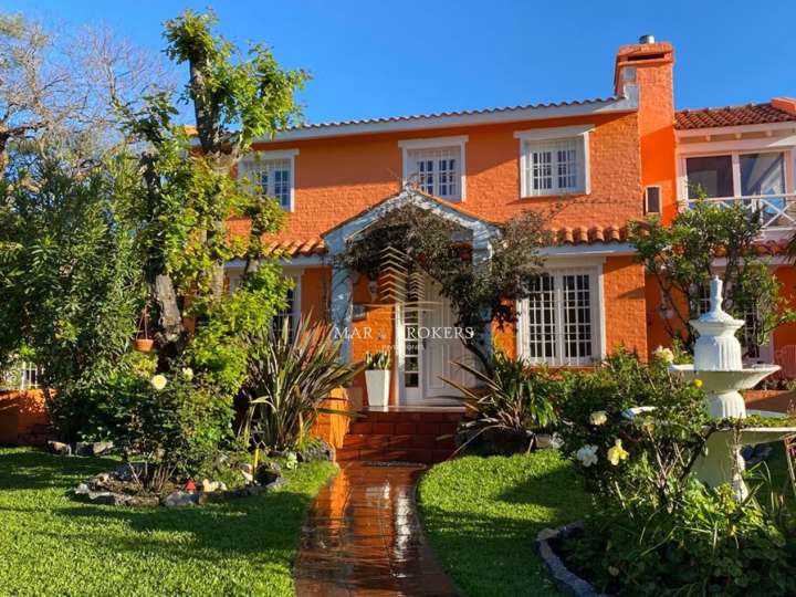 Casa en venta en Rambla General Artigas, Punta Del Este