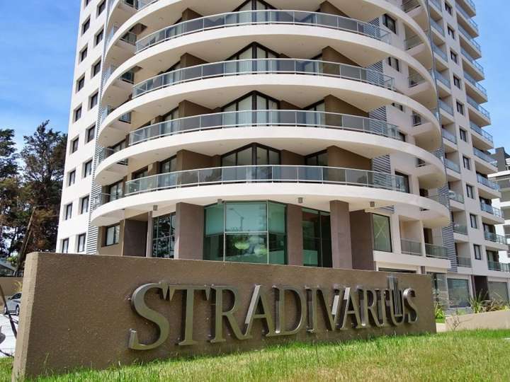 Apartamento en venta en Avenida Franklin Delano Roosevelt, Punta Del Este