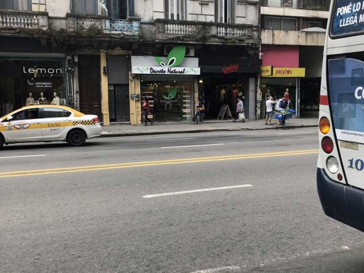 Comercial / Tienda en venta en Centro, Montevideo