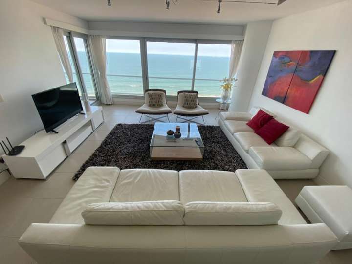 Apartamento en venta en Punta Del Este