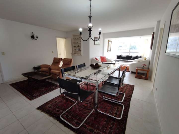 Apartamento en venta en Lima, Punta Del Este