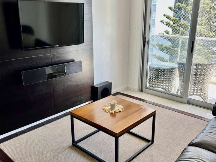 Apartamento en venta en Rambla Lorenzo Batlle Pacheco, Punta Del Este