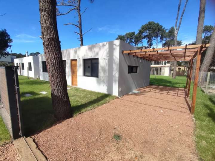 Casa en venta en Pinares, Maldonado