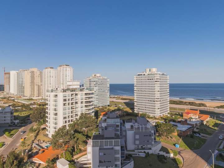 Apartamento en venta en Juana de América, Punta Del Este
