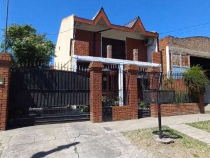 Casa en venta en Pedro Farina, 1120, Buenos Aires