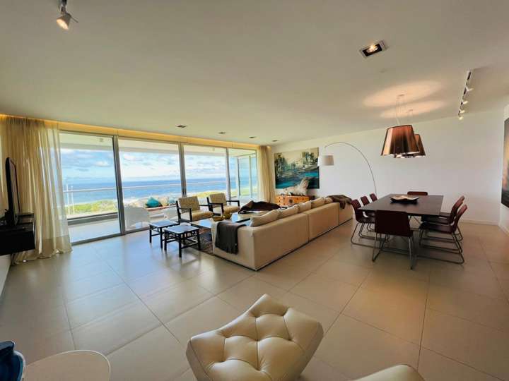 Apartamento en venta en Avenida Franklin Delano Roosevelt, Punta Del Este