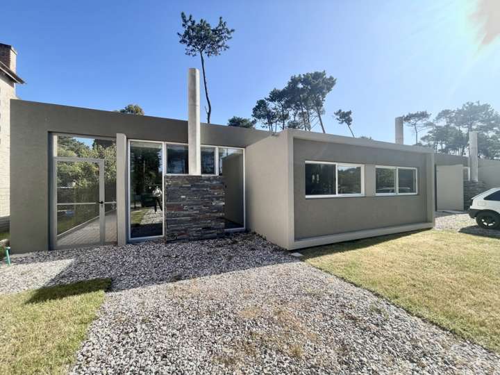 Casa en venta en Pinares, Maldonado