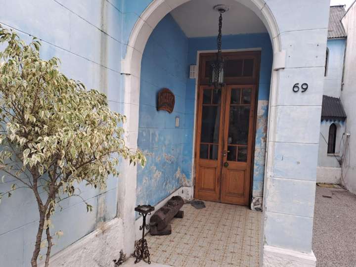 Casa en venta en 99 Doctor Juan José Castelli, 99, Buenos Aires