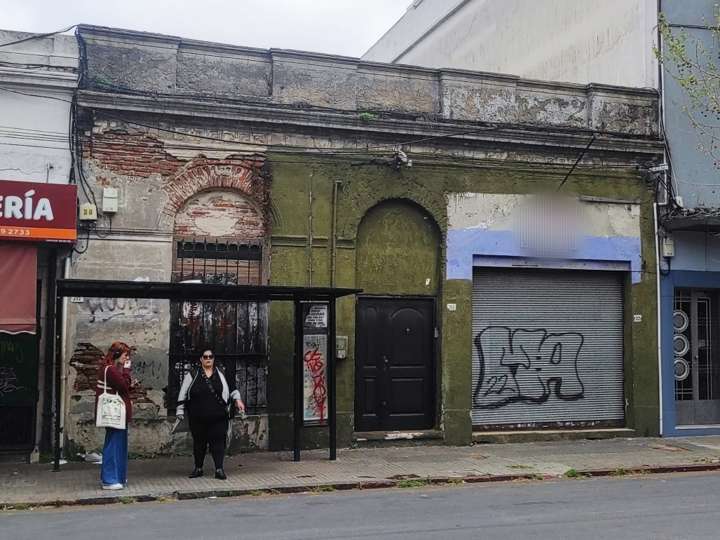 Comercial / Tienda en venta en La Comercial, Montevideo