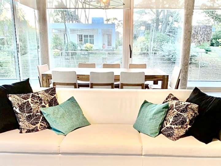 Apartamento en alquiler en Punta Del Este