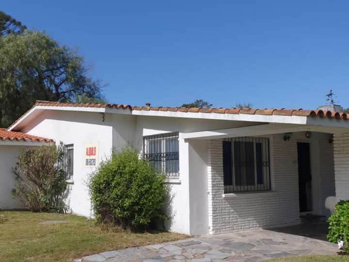 Casa en alquiler en Punta Del Este