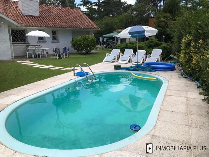 Casa en venta en Rambla General Artigas, Punta Del Este