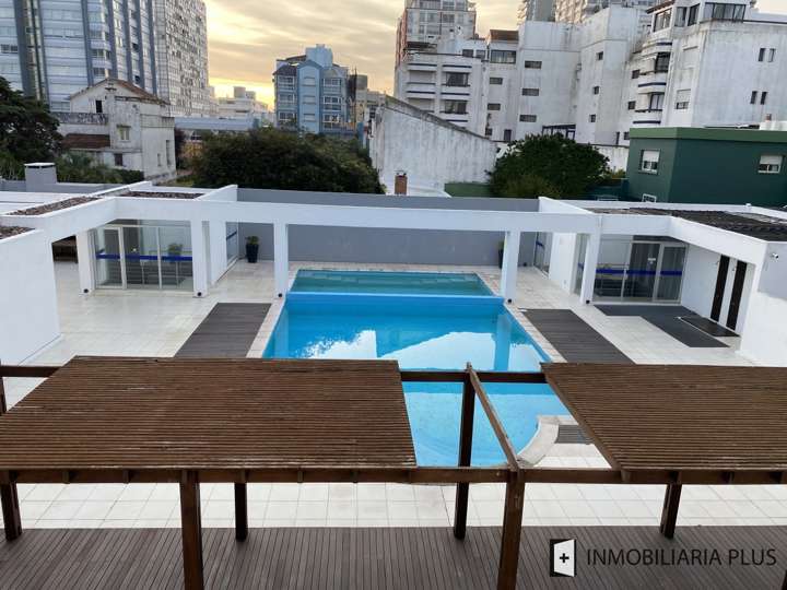 Apartamento en venta en Resalsero (Calle 26), Punta Del Este