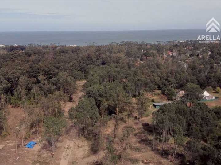 Terreno en venta en Rambla General Artigas, Punta Del Este