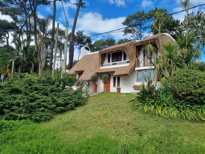 Casa en venta en Pinares, Maldonado