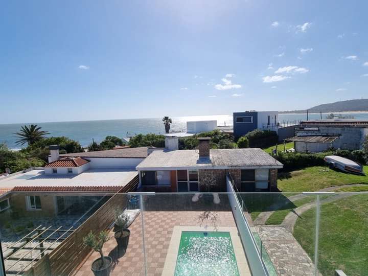 Casa en venta en Avenida Central, Maldonado