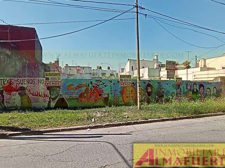 Terreno en venta en Quirno Costa, Lomas del Mirador