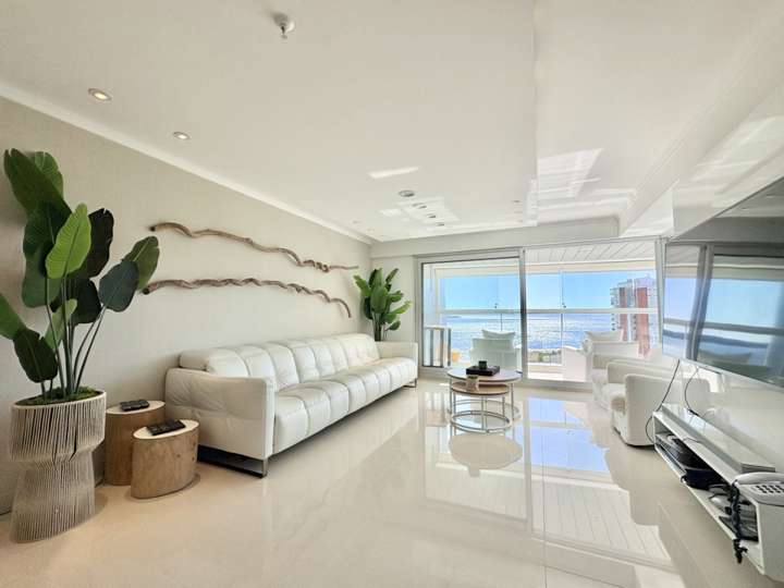 Apartamento en venta en Punta Del Este