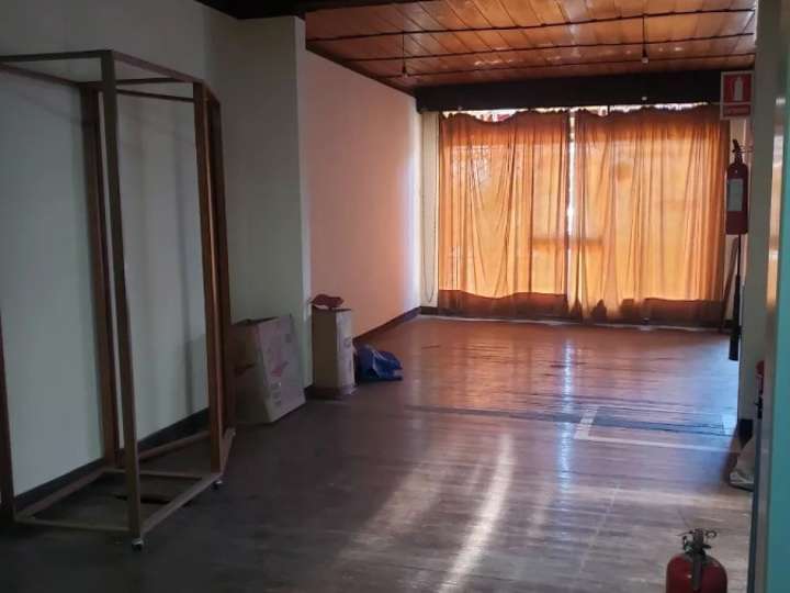 Comercial / Tienda en venta en Avenida Mariscal Francisco Solano López, Montevideo