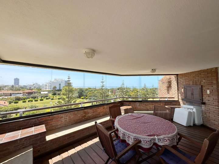 Apartamento en venta en Punta Del Este